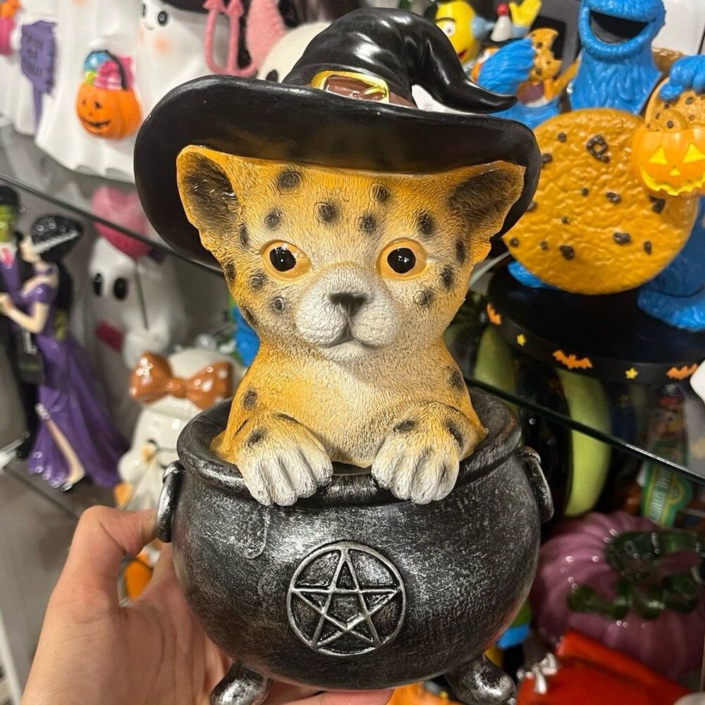 Cute Halloween Witch Cat in CauldroCute Halloween Witch Cat in Cauldron Figurine